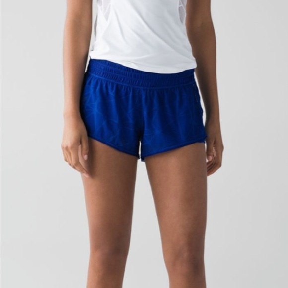Lululemon City Sky Run By Short - Sz 6 - Picture 9 of 9